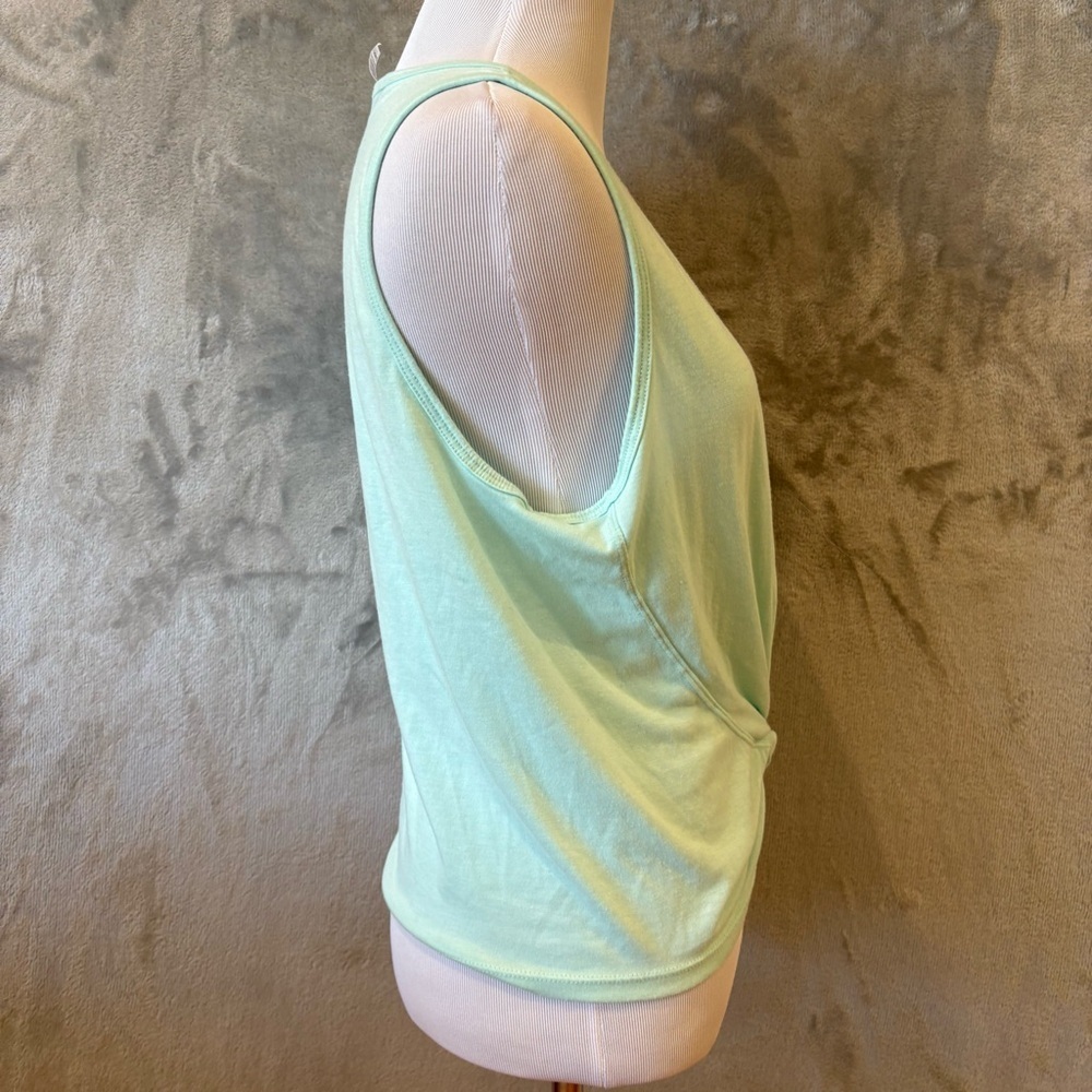 Yogalicious Sleeveless Tie Front Athletic Workout Tank Top Wmn’s Sz M - Picture 2 of 9